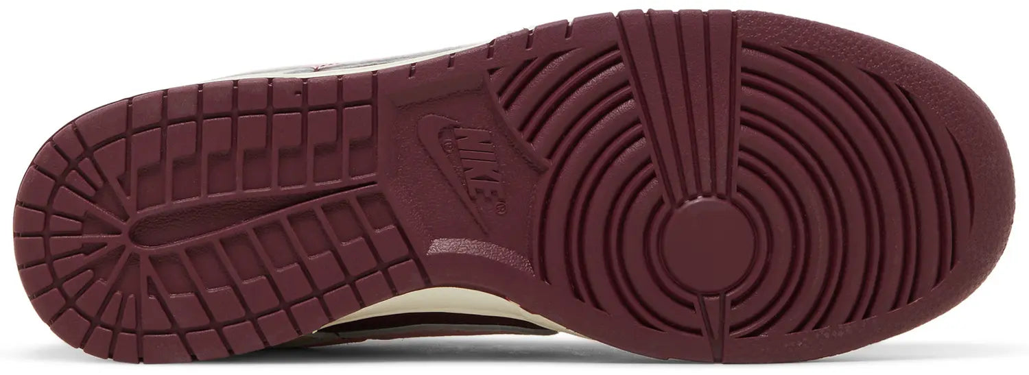 Nike Dunk Low Retro PRM Valentine's Day 2023