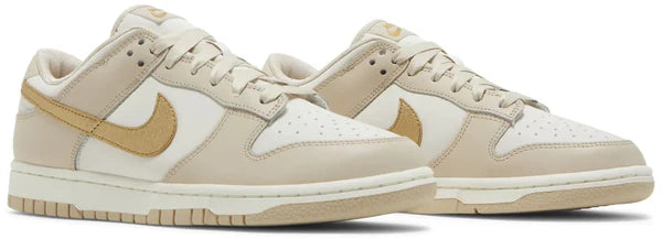 Nike dunk Metallic Gold