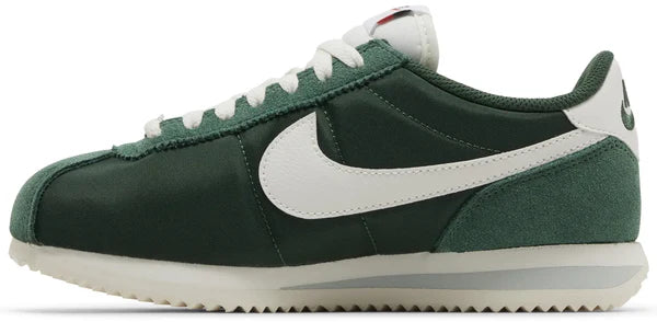 Nike Cortez TXT Fir Green