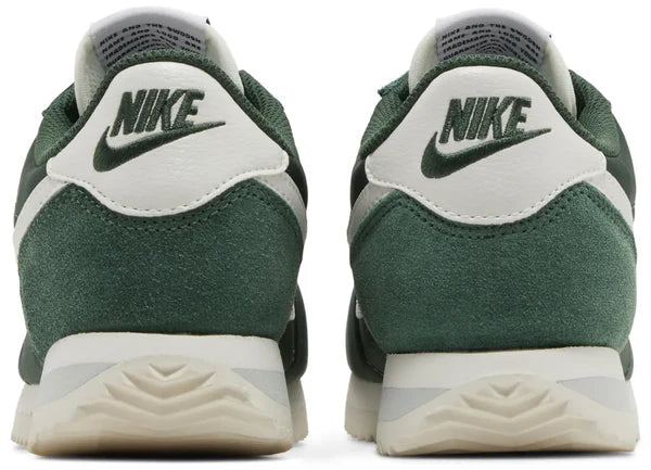 Nike Cortez TXT Fir Green
