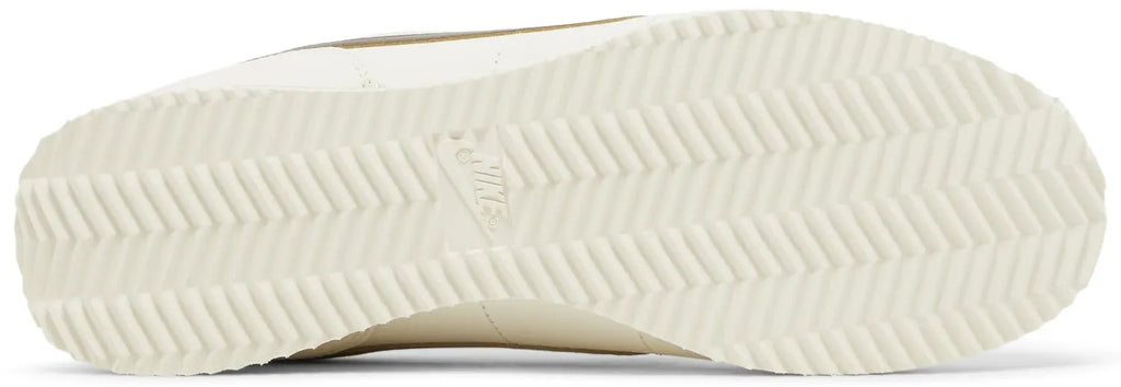 Nike Cortez TXT Fir White brown