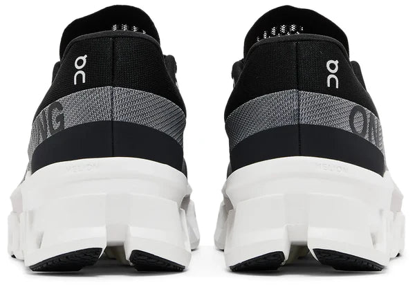 On cloud Monster black