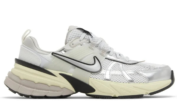 NIKE V2K RUNTEKK "WOLF GREY