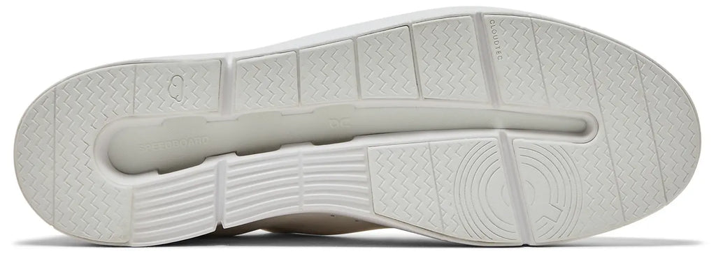 The Roger Advantage 'All White'