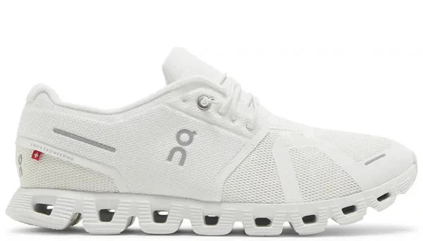 On cloud 5 WHITE