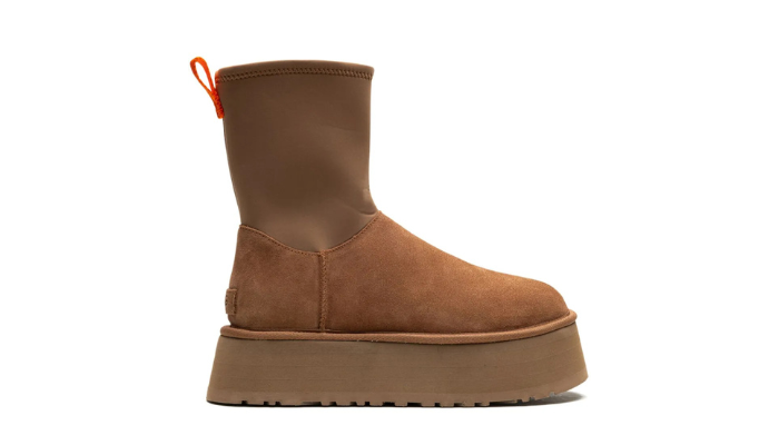 UGG CLASSIC DIPPER PLATFORM BOOT