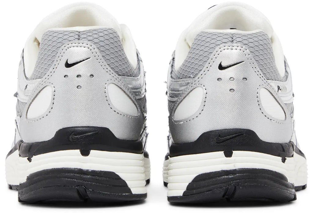 NIKE P-6000 METALLIC SILVER