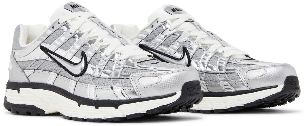 NIKE P-6000 METALLIC SILVER