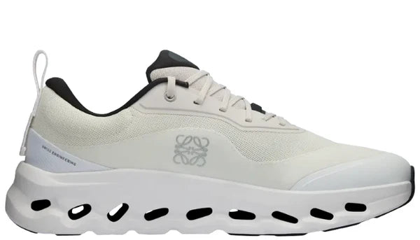 Loewe x on Running White | Gum