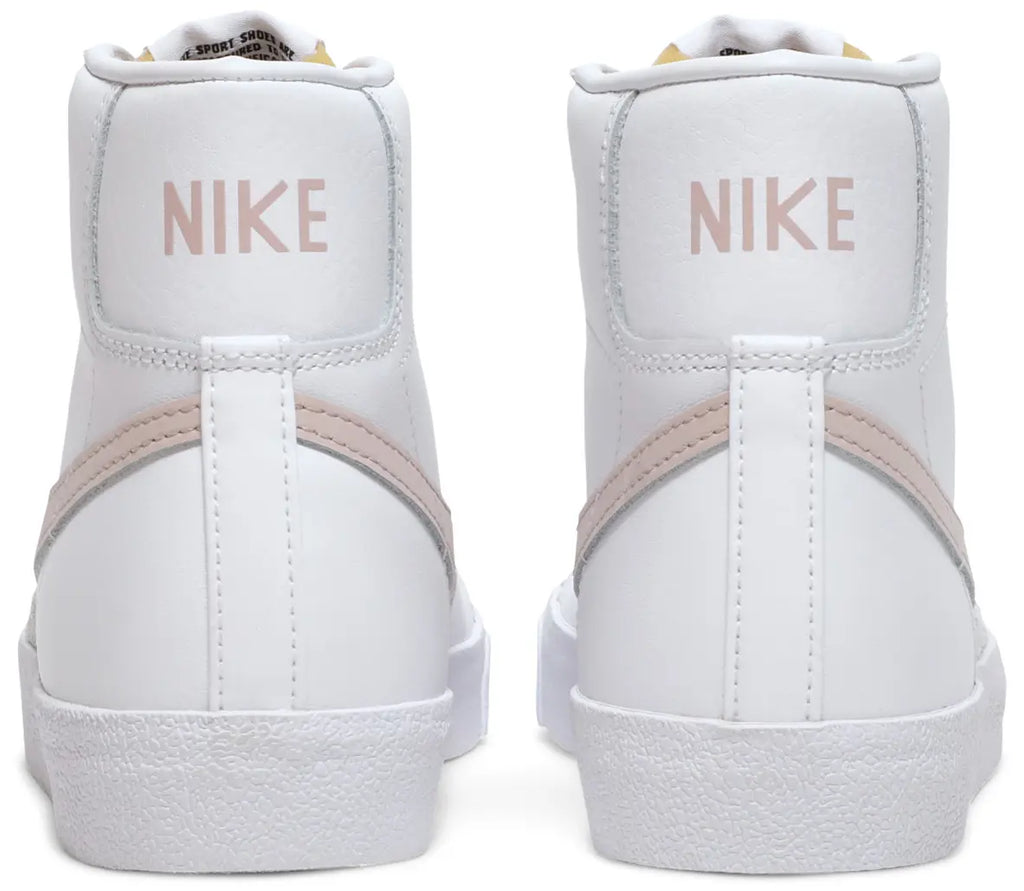 Nike Blazer Mid 77 Sneaker White/Pink Oxford/Black