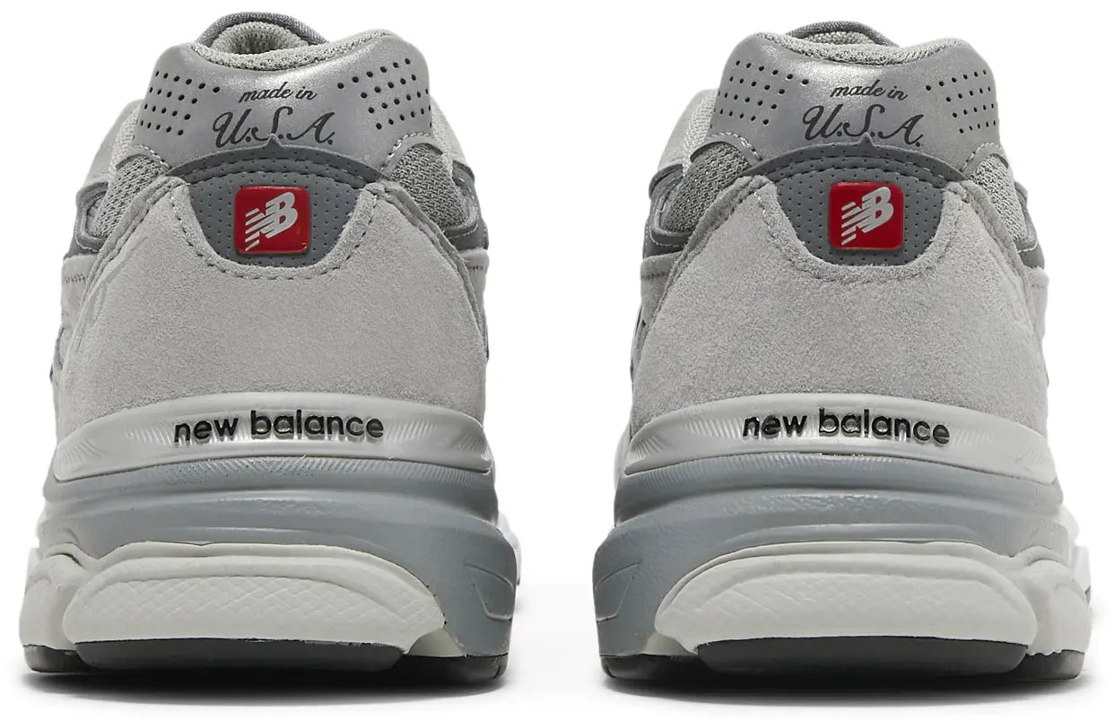 New Balance 990v3 Low Top