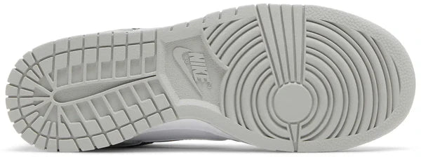 Nike Dunk Low grey