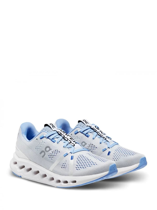 On cloud surfer blue